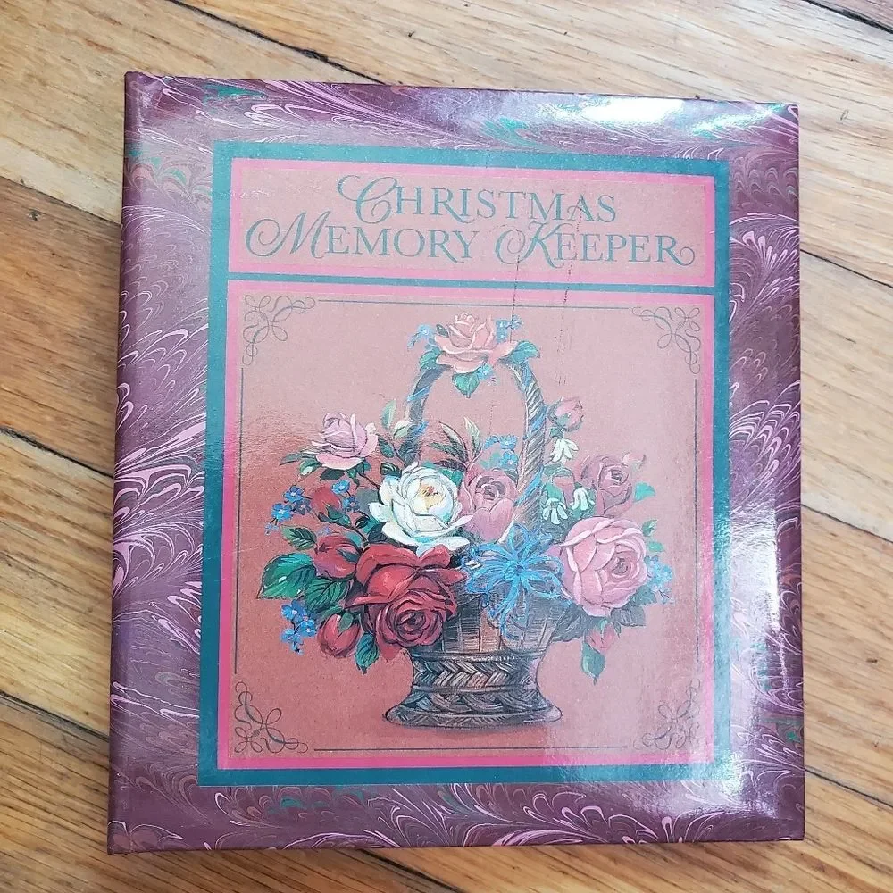 Vintage Christmas memory‎ keeper Gift Tracker Planner